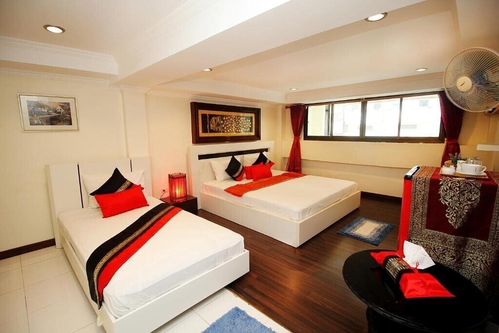 Готель Sky Silk Decoration House 3*