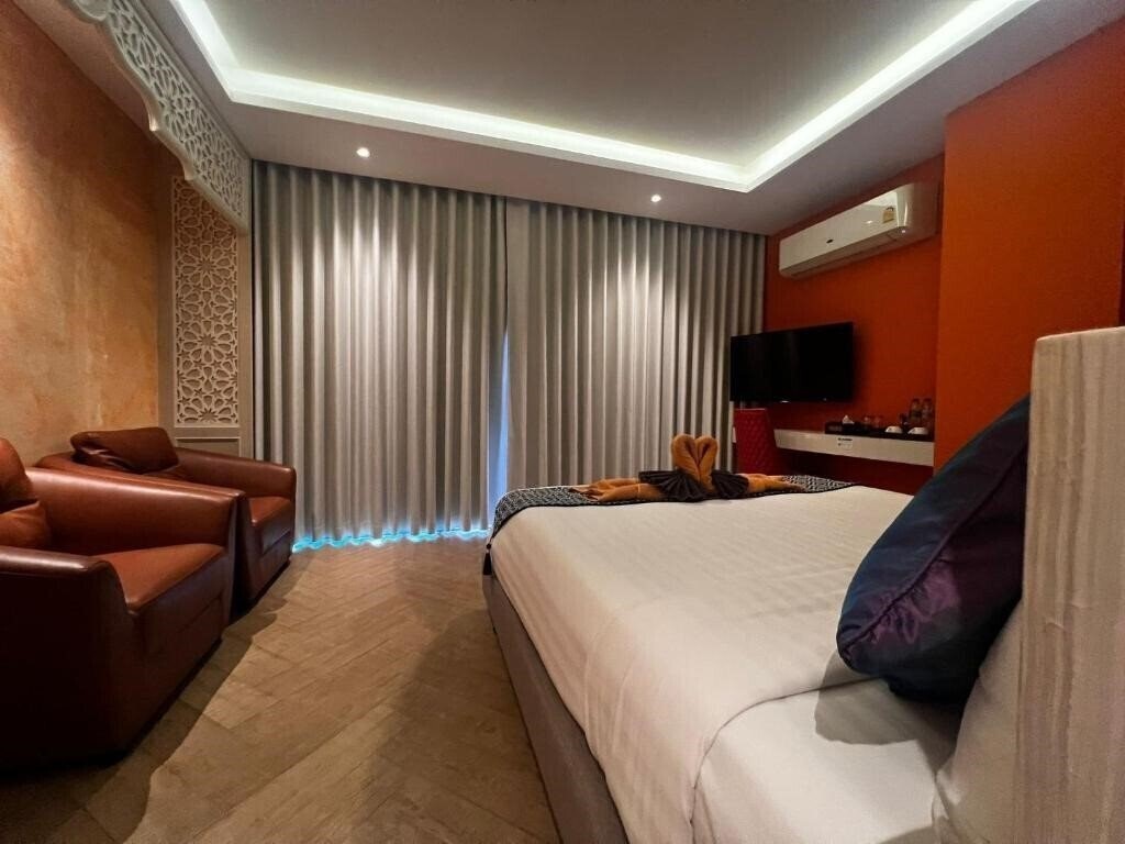Фотографія Le Maroc Hotel Patong 3*
