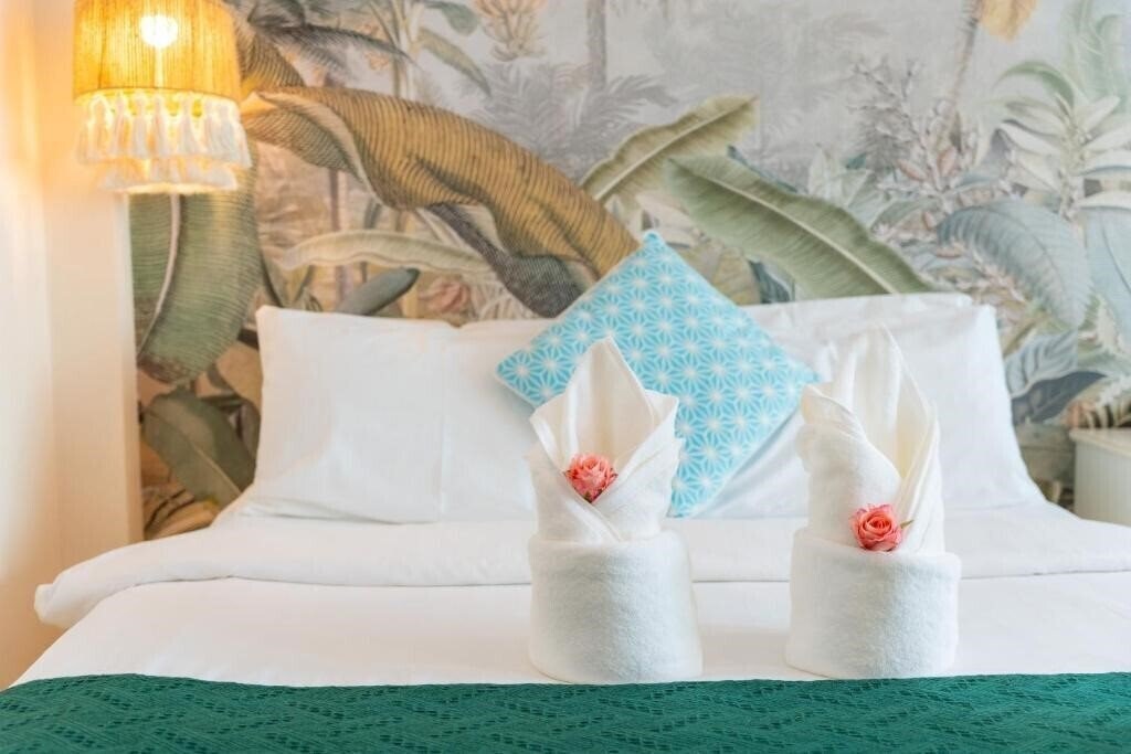 Картинка Patong Beach Side Hotel 3*