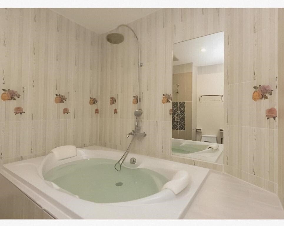 Фотографія Lucky Sun Patong 3*