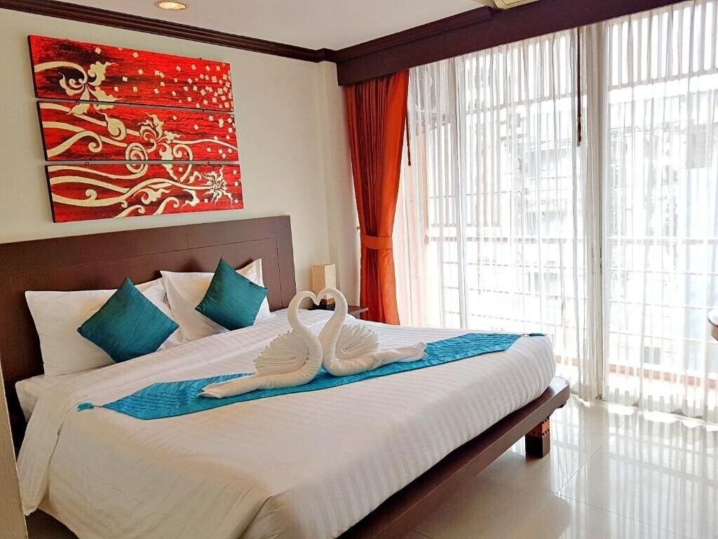 Готель Southern Comfort Patong (Adults Only) 3*