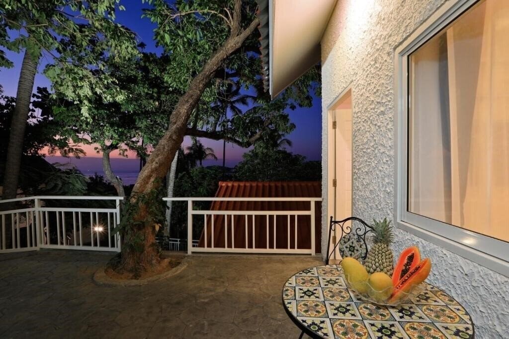 Готель Kata White Villas 3*