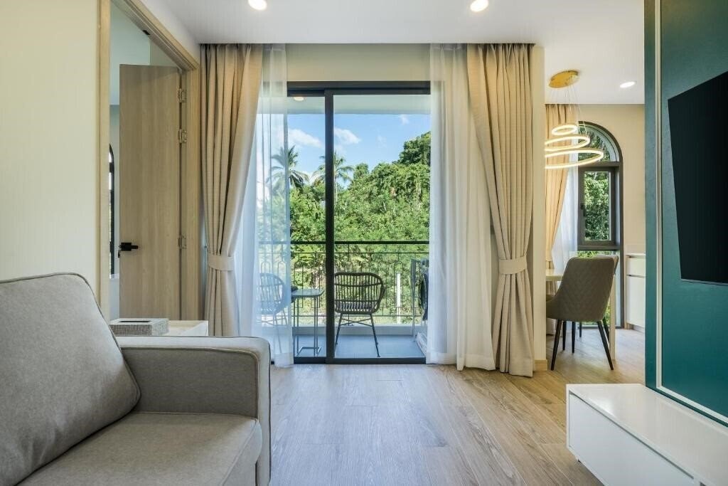 Отель Palmetto Park Hotel & Residence 3*