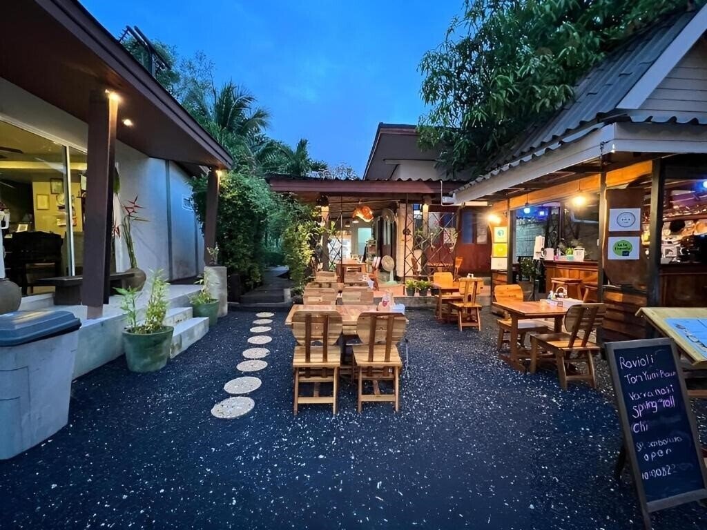 Изображение Naiyang Boutique Resort 2*