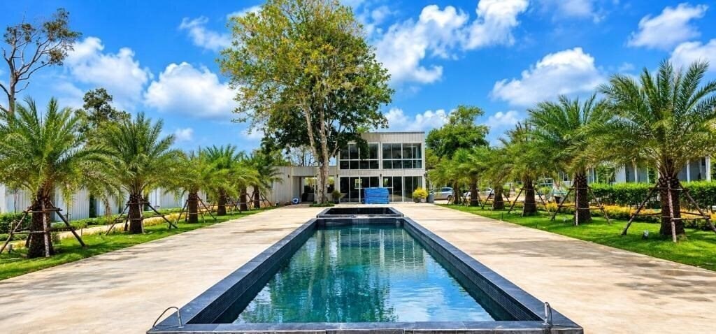 Готель Mangrove Resort Phuket Airport 4*