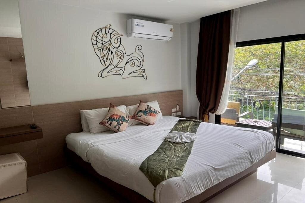 Фото JZ Patong 3*
