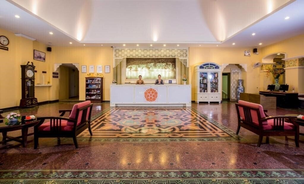 Картинка Front Village 3*