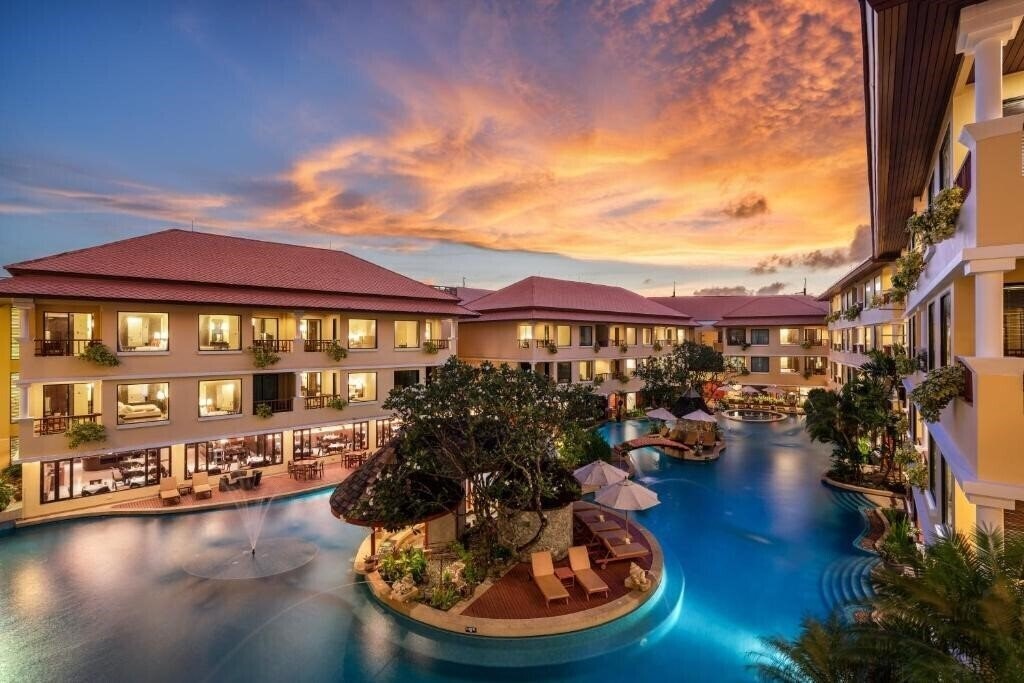 Зображення Patong Paragon 4*