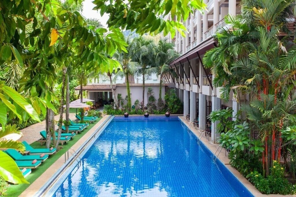 Готель Thanthip Beach Resort 3*