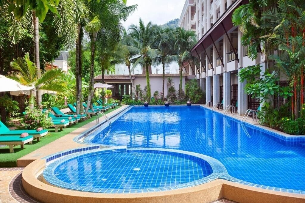 Фото Thanthip Beach Resort 3*
