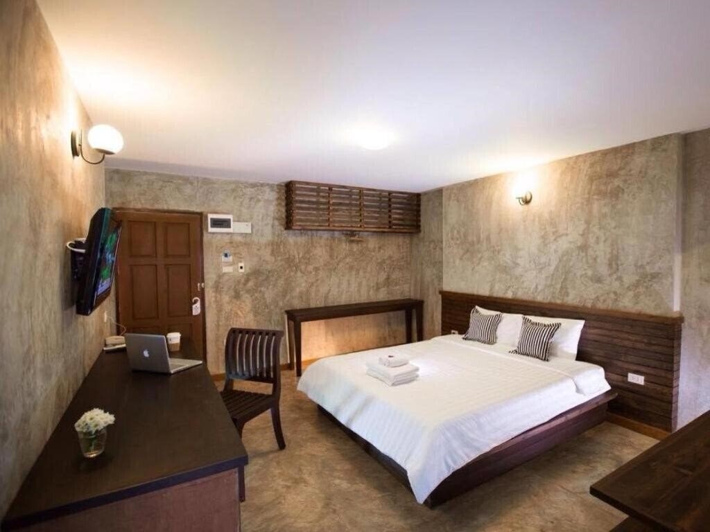 Отель At Home Boutique 2*