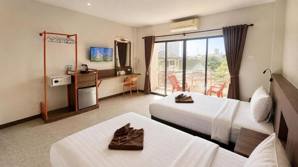 Картинка My Friends House Karon 3*