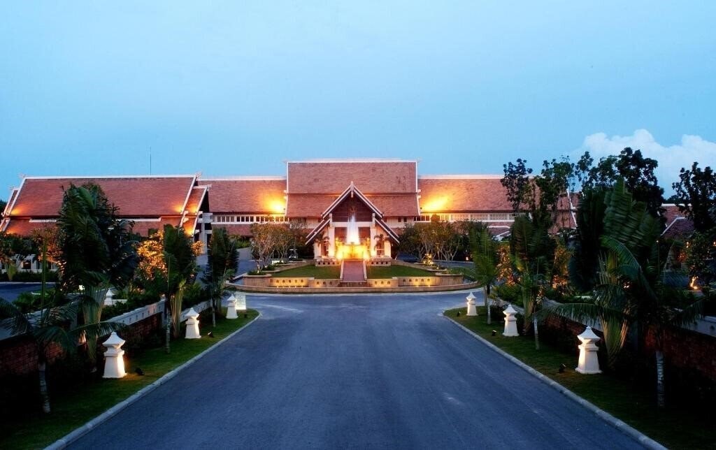 Готель Mission Hills Phuket Golf Resort & SPA 4*
