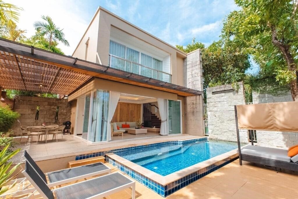 Готель Peach Blossom Resort 4*