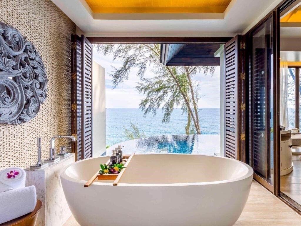 Фото Pullman Phuket Arcadia Naithon Beach 5*