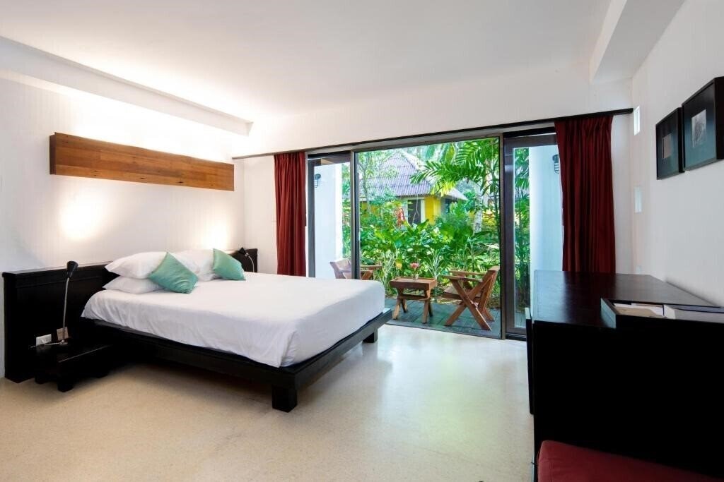 Фото Haadson Resort 4*