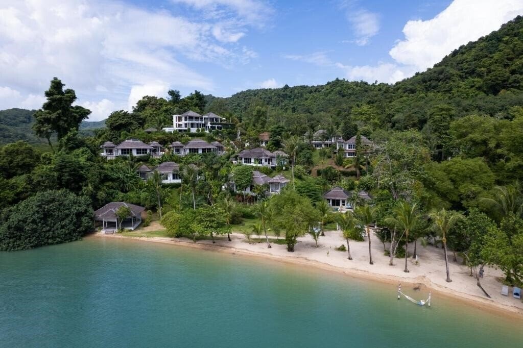 Отель The Paradise Koh Yao 4*