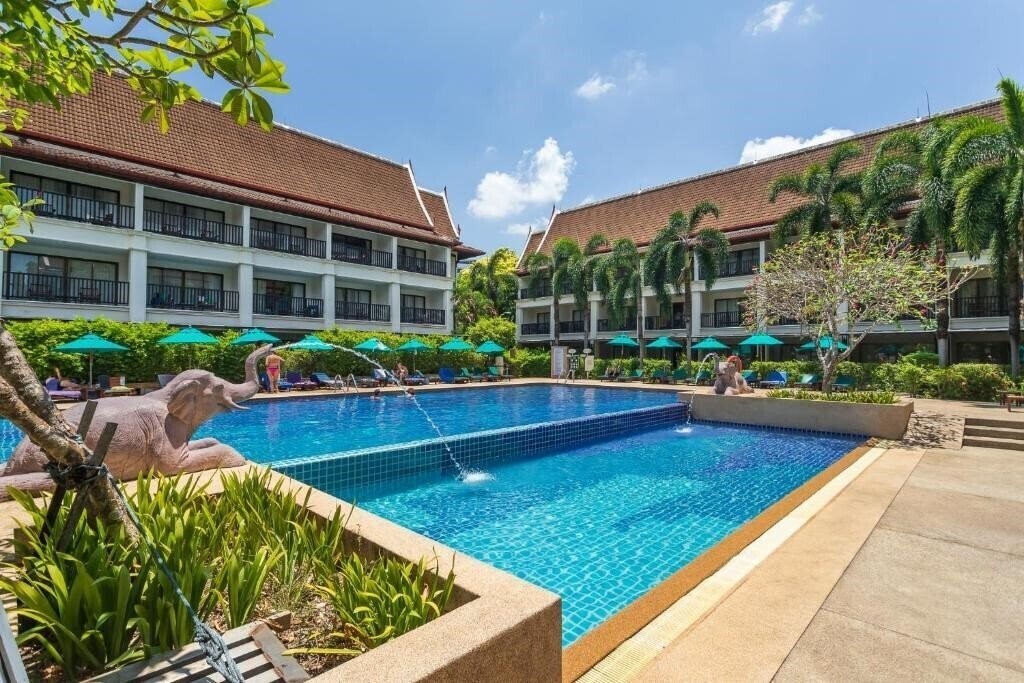 Фотографія Deevana Patong Resort & SPA 3*