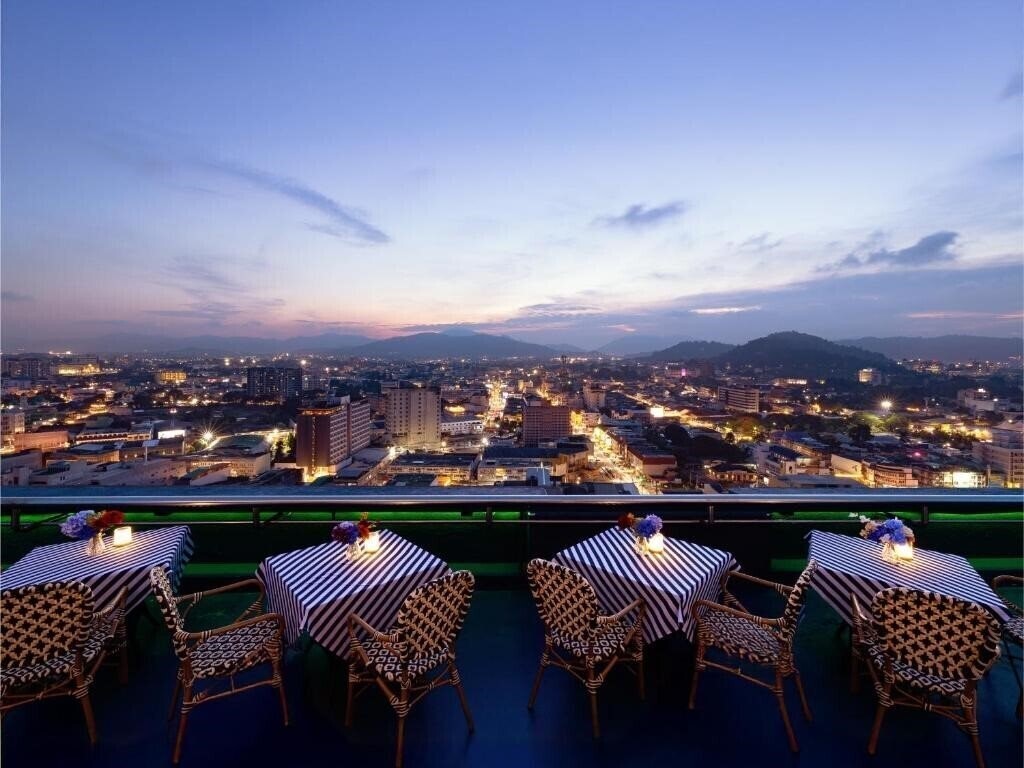 Картинка Royal Phuket City Hotel 4*