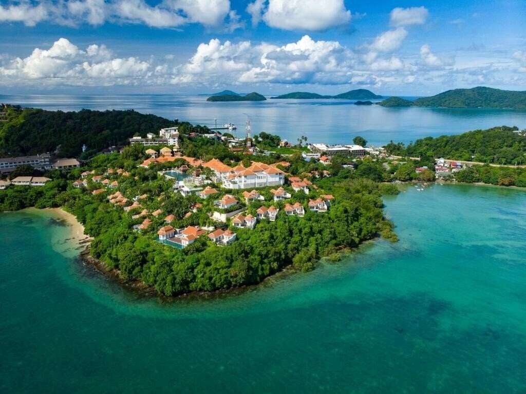 Отель Amatara Welleisure Resort (ex. Regent Phuket Cape Panwa) 4*