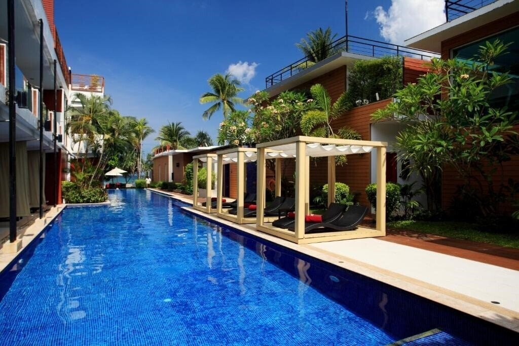 Фотографія La Flora Resort Patong 5*