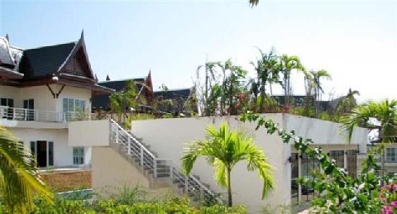 Фотографія Karon Sovereign All Suite Resort 4*