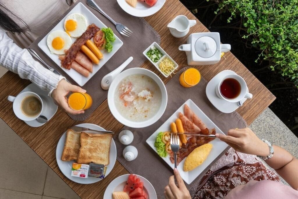Картинка Tinidee Golf Resort Phuket 4*