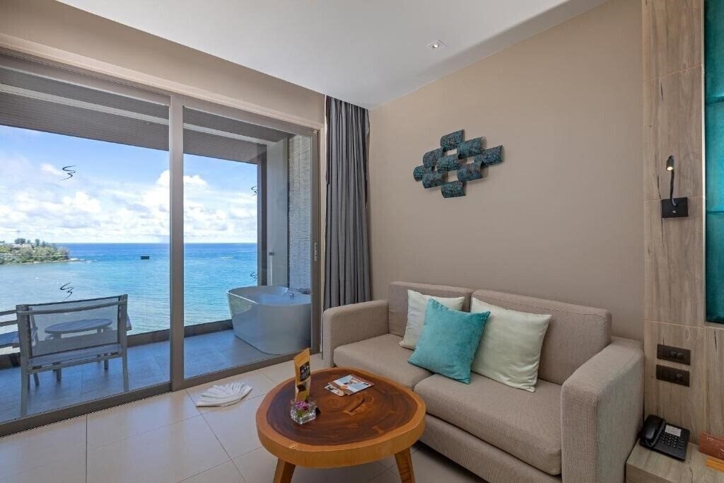 Фотографія Cape Sienna Phuket Hotel & Villas 5*