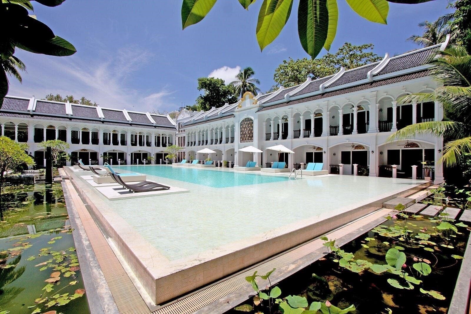 Готель The Racha Resort 5*