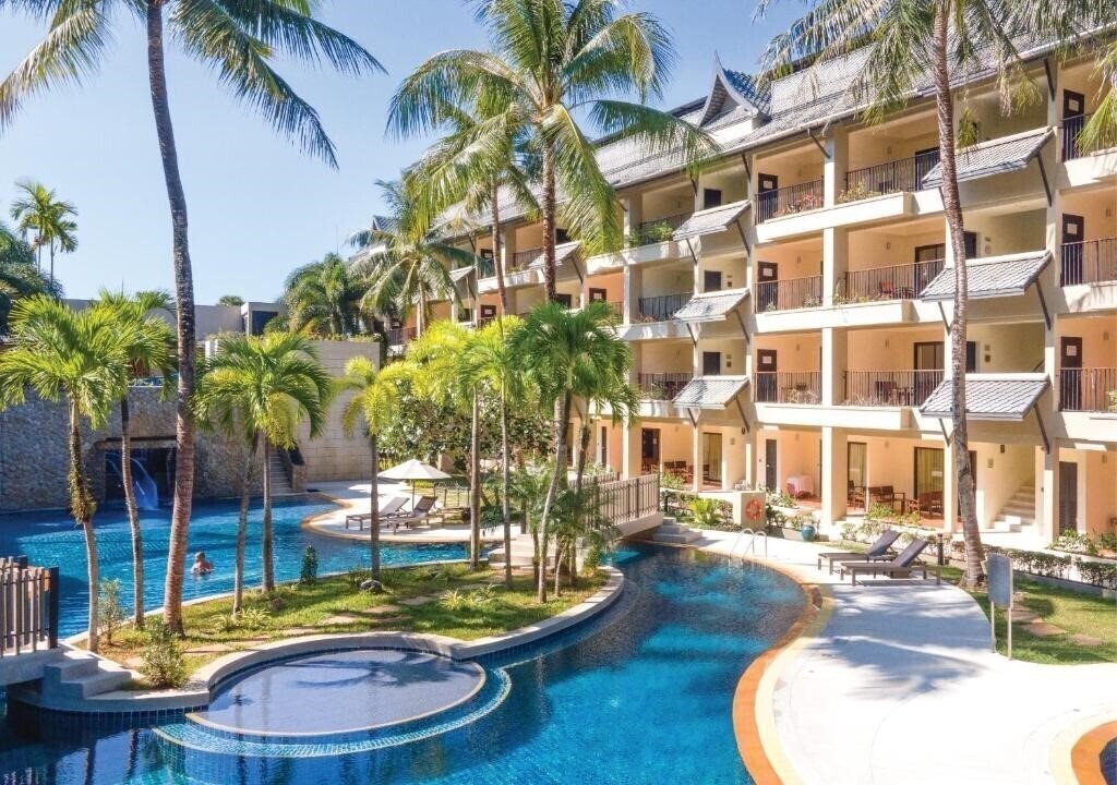 Готель Swissotel Resort Phuket (ex. Courtyard Phuket At Kamala Beach) 4*