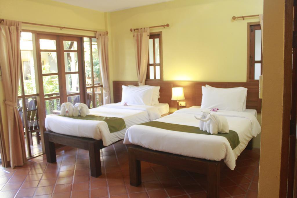 Фотографія Bangtao Village Resort 3*