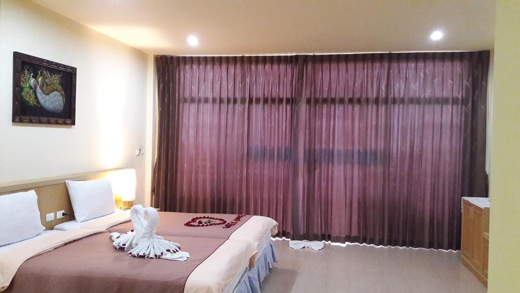 Фотографія Dome Resort 2*