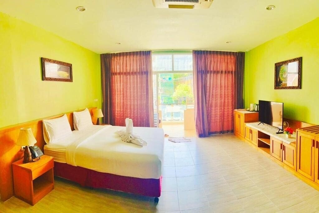Фотографія Dome Resort 3*