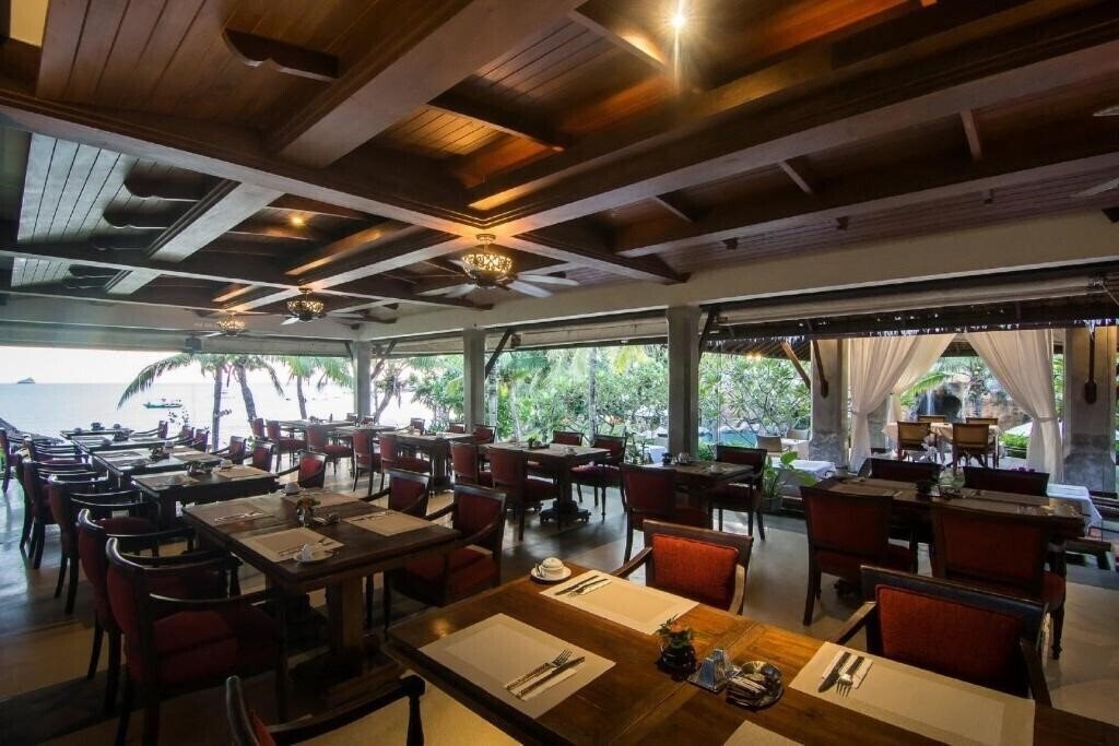 Картинка Royal Muang Samui Villas & Suites 5*