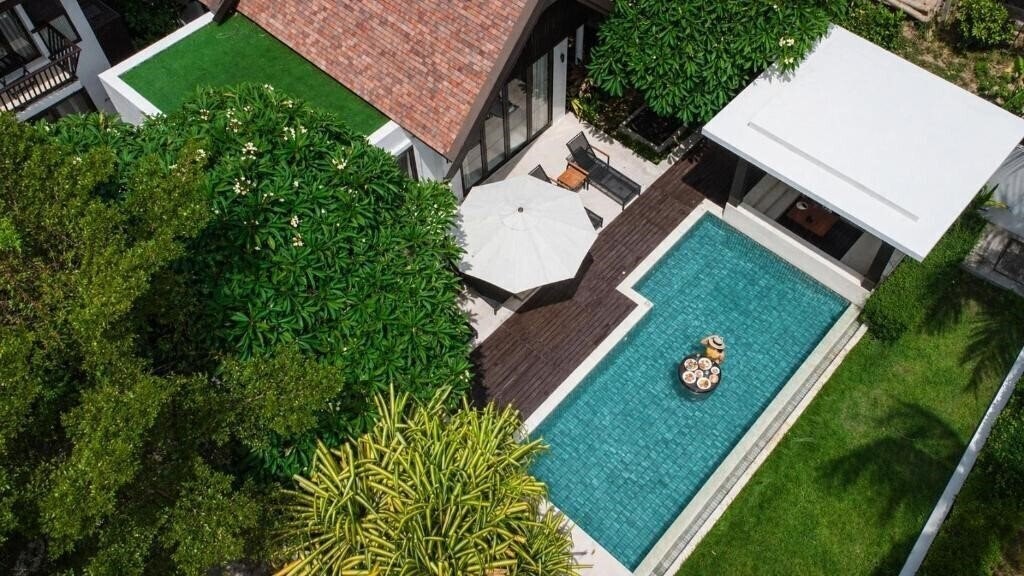 Готель The Sea Koh Samui Resort & Residences by Tolani 4*