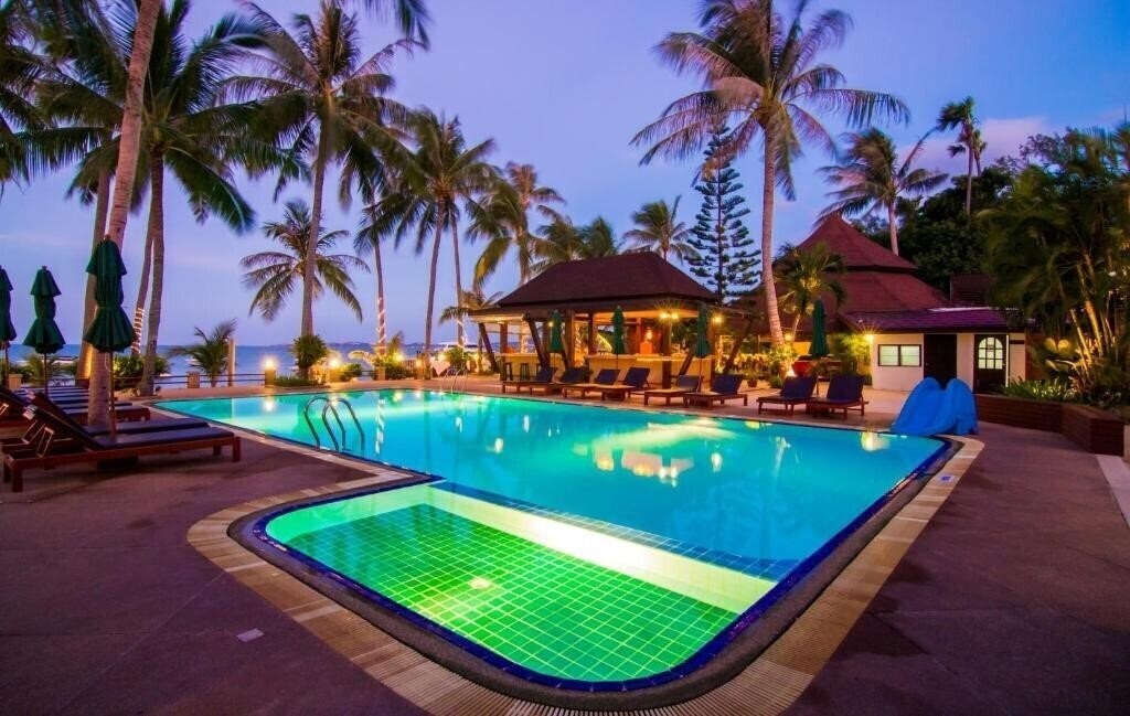 Фото Coco Palm Beach Resort 3*