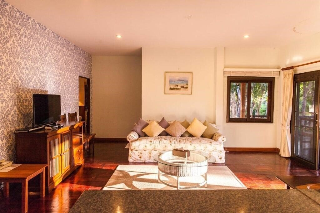 Картинка Coco Palm Resort 3*