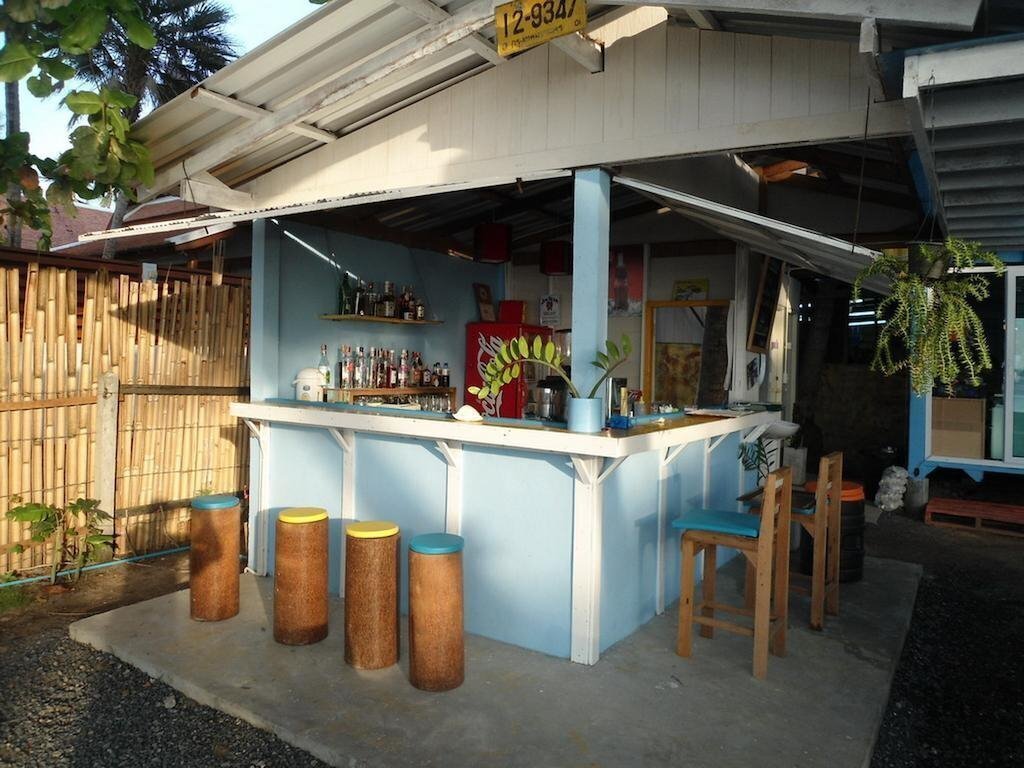 Фотографія Think & Retro Cafe Lipa Noi Samui 3*