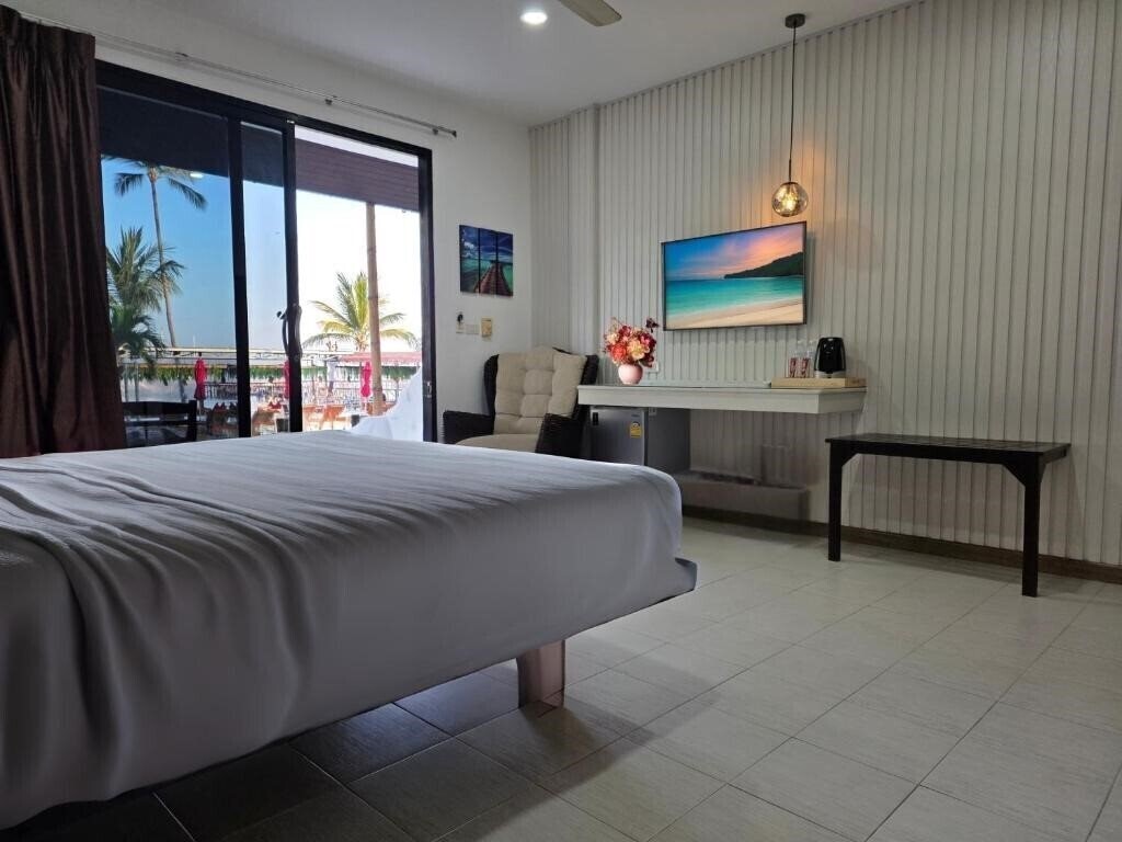 Фото Samui Pier Beach Front Resort 3*
