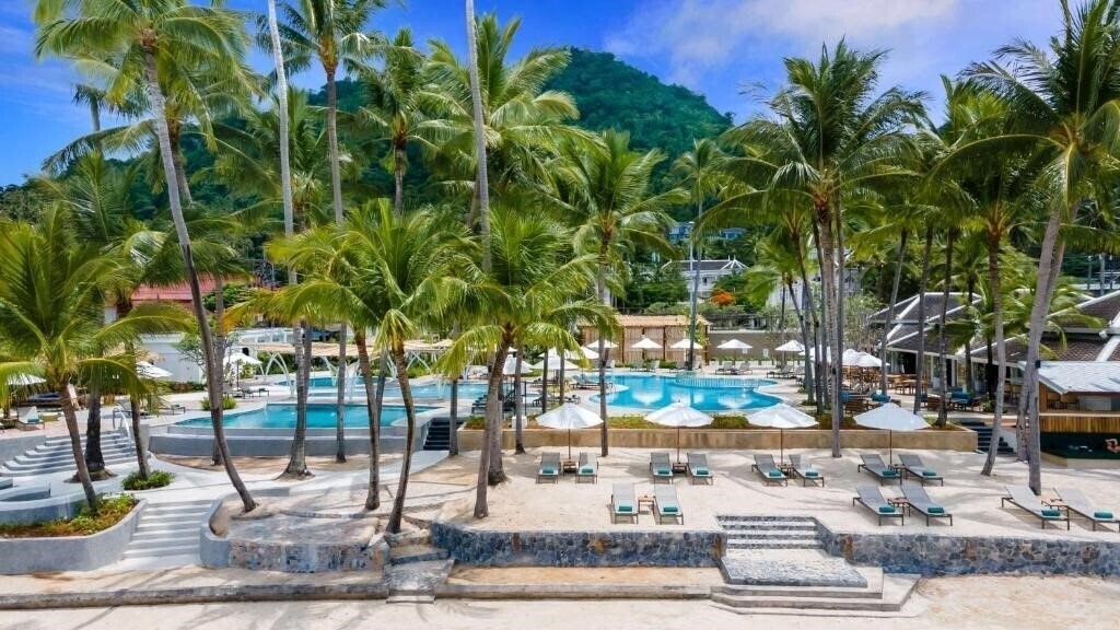 Фотография Outrigger Koh Samui Beach Resort Lamai 5*
