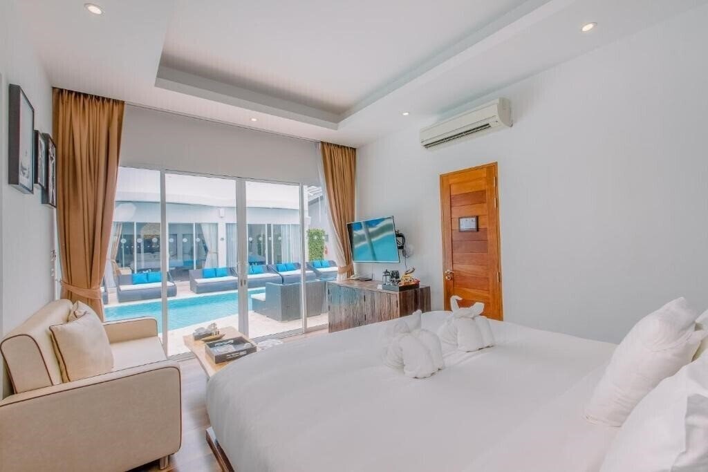 Картинка The Privilege Hotel Ezra Beach Club 4*