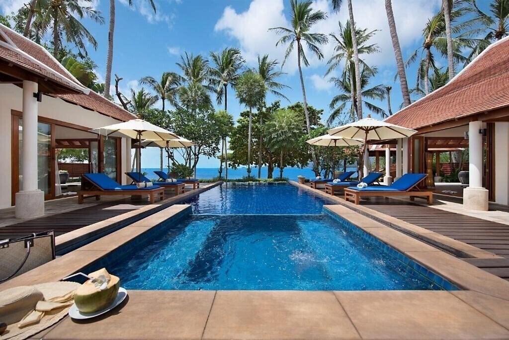 Отель Baan Chao Lay 5*