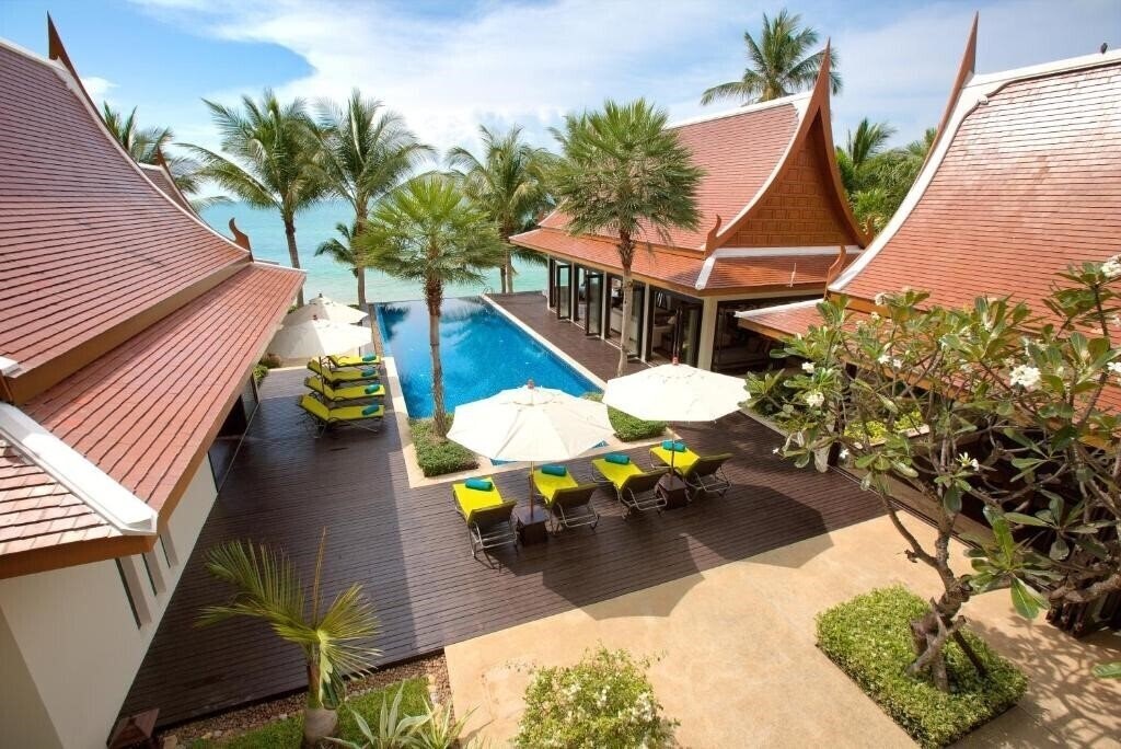 Готель Dhevatara Cove 5*