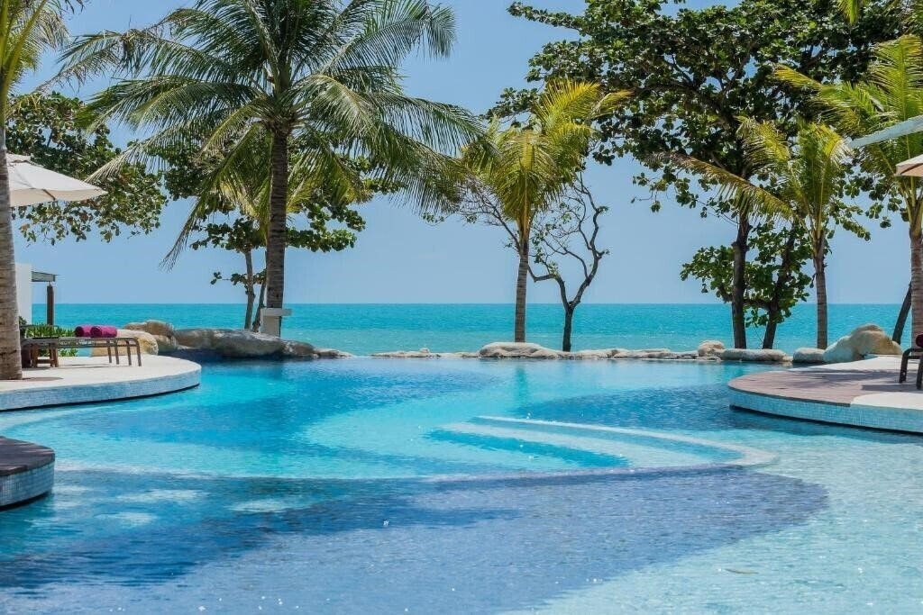 Готель White Sand Samui Resort 4*