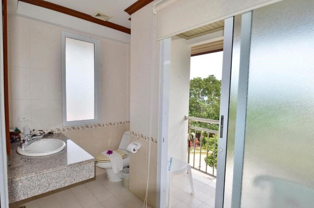 Фото First Bungalow 3*