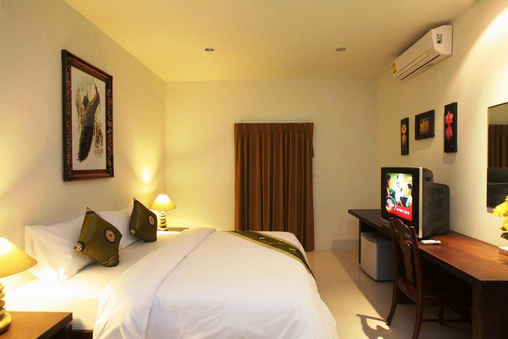 Готель Chaweng Palace Hotel 3*