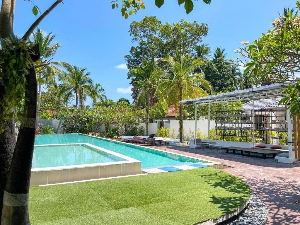 Фотографія The Living Pool Villas 3*