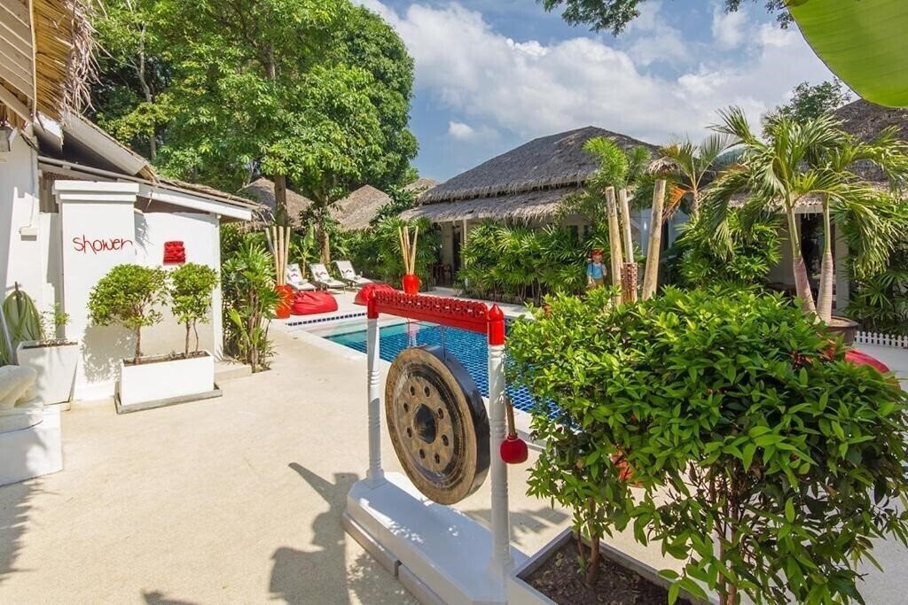 Зображення The White Cottage 3*