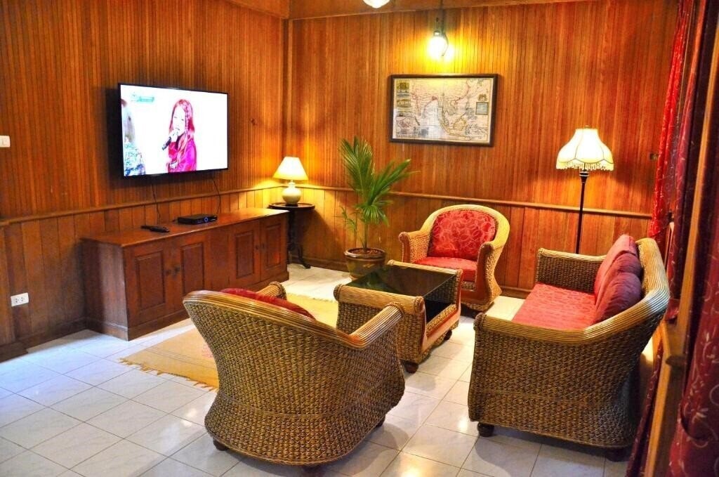 Картинка Baan Khun Nang Colonial Residence 3*