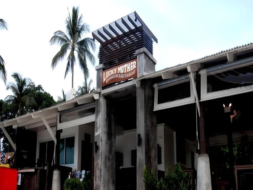 Отель Lucky Mother Bungalow 3*